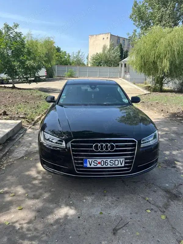 Utilizat 2015 Audi A8 Berlinǎ | 18.000 EUR (Preț OK) - Imagine 1/4
