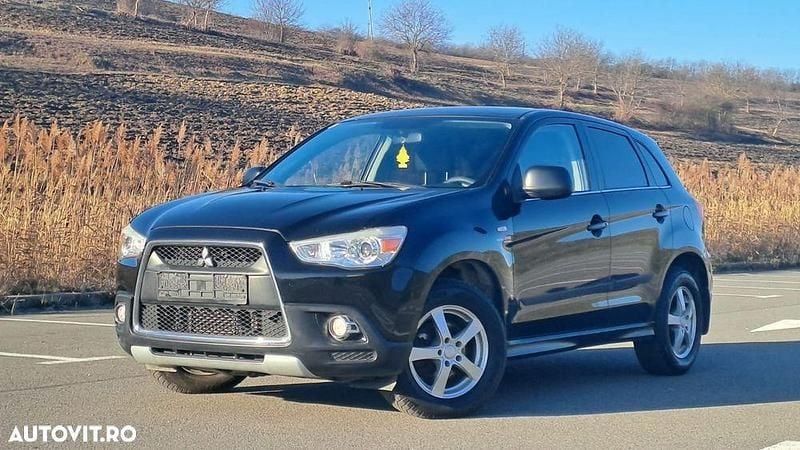 Second-hand Mitsubishi ASX Invite 116 CP (85 kW) 2012 Culoarenegru SUV