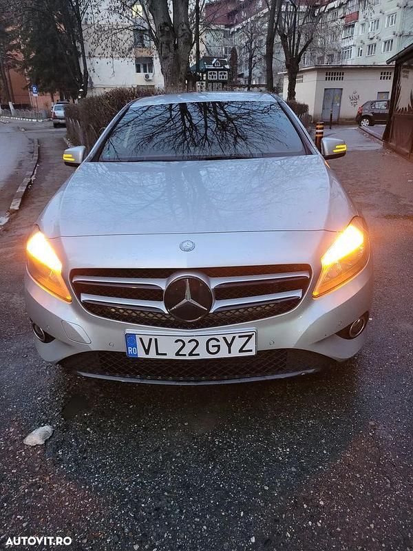Second-hand Mercedes A180 Edition 109 CP (80 kW) 2014 Culoaregri Hatchback