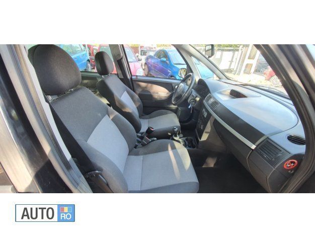 Second-hand Opel Meriva 101 CP (74 kW) 2005 Negru Monovolum