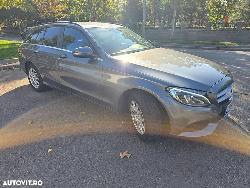 Second-hand Mercedes C200 136 CP (100 kW) 2017 Gri Break