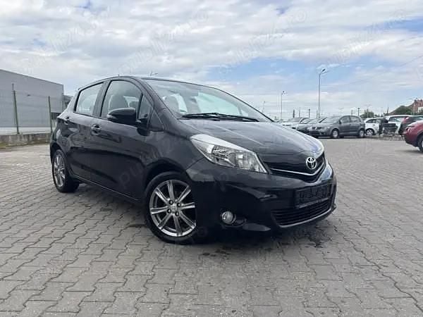 Utilizat 2012 Toyota Yaris Berlinǎ | 4.199 EUR - Imagine 1/4