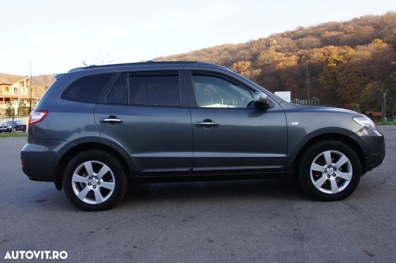Gri Utilizat 2007 Hyundai Santa Fe SUV | 4.500 EUR (Preț OK) - Imagine 1/4