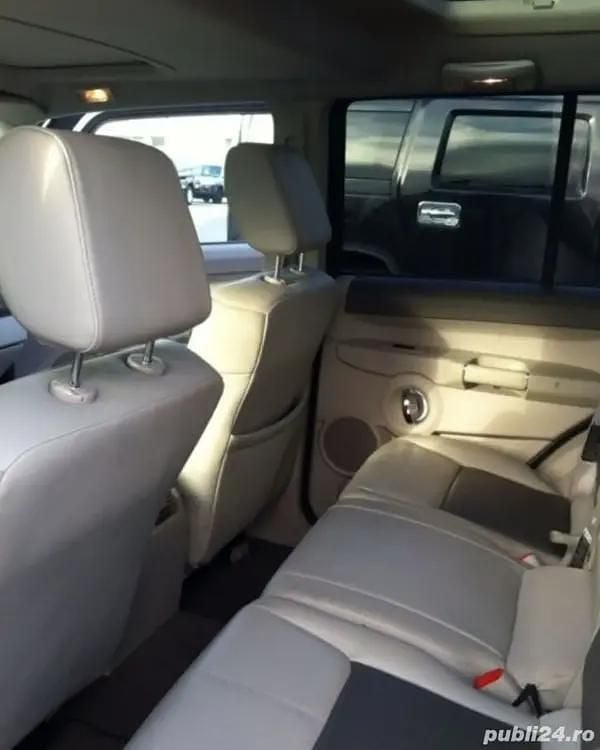 Albastru Utilizat 2008 Jeep Commander SUV | 9.000 EUR - Imagine 1/4