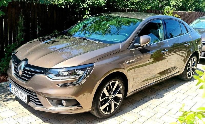 Culoaremaro Utilizat 2020 Renault Mégane IV Intens Berlinǎ | 17.390 EUR (Scump) - Imagine 1/4