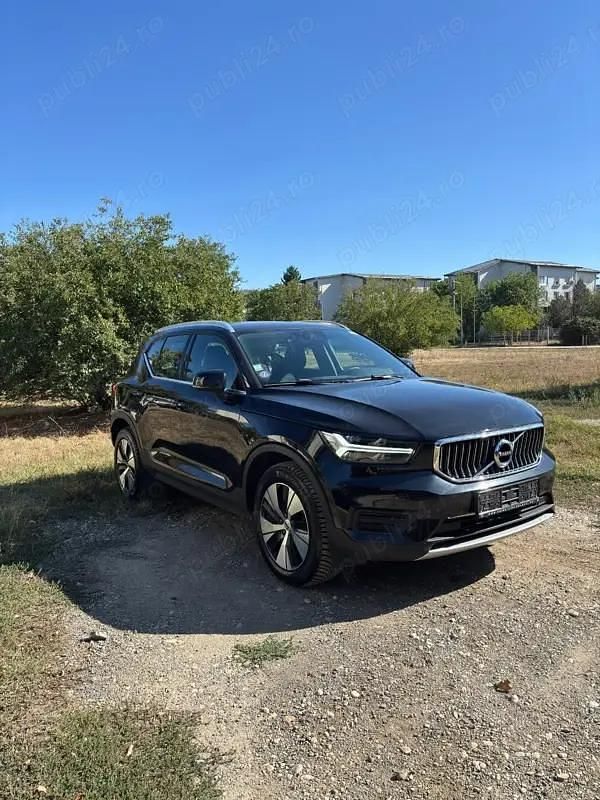 Utilizat 2021 Volvo XC40 SUV | 24.000 EUR - Imagine 1/4