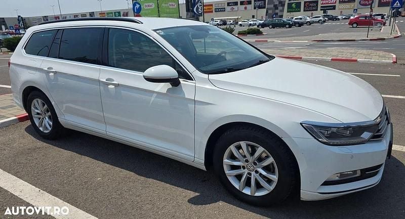 Alb Utilizat 2016 VW Passat Comfortline Break | 8.100 EUR (Preț bun) - Imagine 1/4
