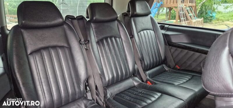 Albastru Utilizat 2012 Mercedes Viano Edition Monovolum | 14.500 EUR (Super Preț) - Imagine 1/4