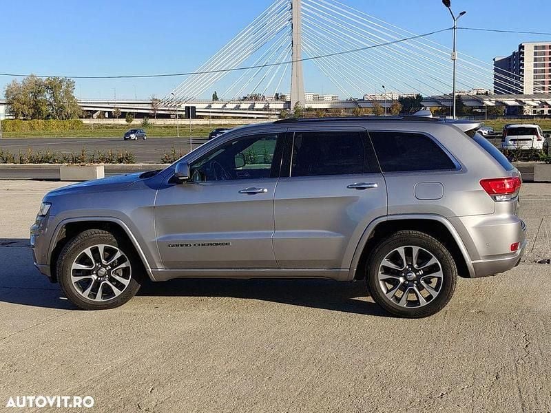 Second-hand Jeep Grand Cherokee Overland 250 CP (183 kW) 2018 Culoaregri SUV