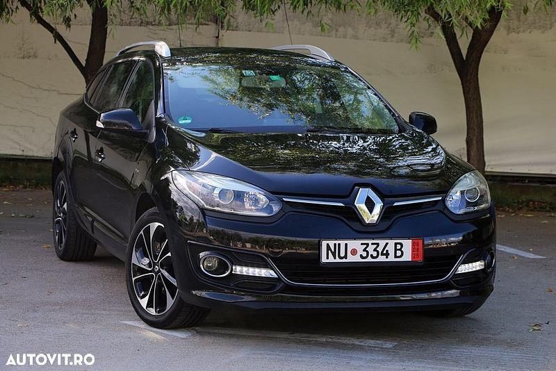 Negru Utilizat 2014 Renault Mégane GrandTour LIMITED Break | 5.750 EUR (Preț OK) - Imagine 1/4