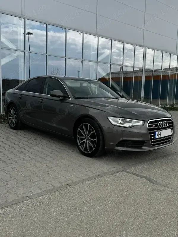 Utilizat 2004 Audi A6 Berlinǎ | 12.900 EUR - Imagine 1/4
