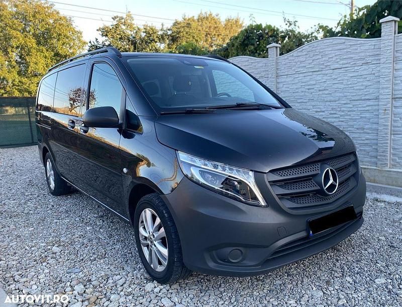 Culoarenegru Utilizat 2018 Mercedes Vito Monovolum | 23.500 EUR (Scump) - Imagine 1/4