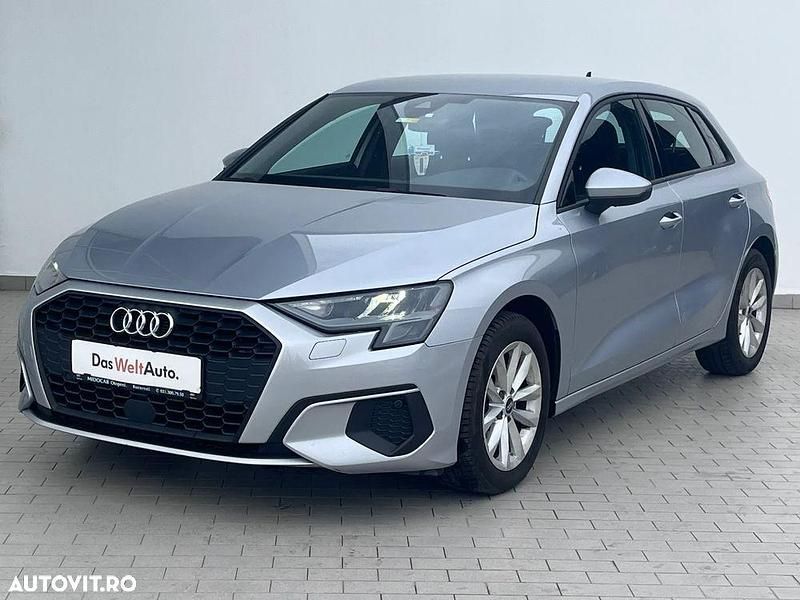 Culoareargint Utilizat 2021 Audi A3 Advanced Hatchback | 17.990 EUR (Preț OK) - Imagine 1/4