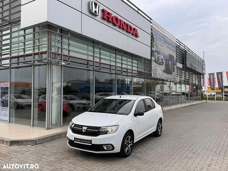 Culoarealb Utilizat 2020 Dacia Logan Prestige Berlinǎ | 7.990 EUR (Preț bun) - Imagine 1/4