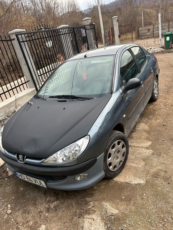Utilizat 2008 Peugeot 206 Berlinǎ | 1.250 EUR (Preț bun) - Imagine 1/4