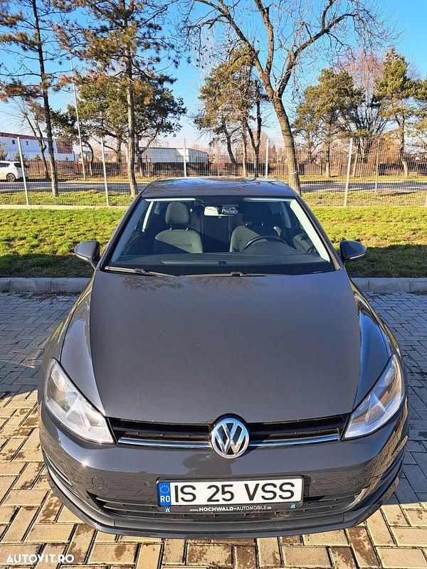 Culoaregri Utilizat 2016 VW Golf VII Sound Hatchback | 10.300 EUR (Preț OK) - Imagine 1/4