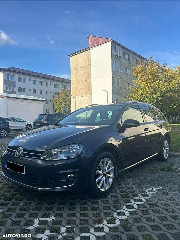 Culoarealte culori Utilizat 2016 VW Golf VII Break | 8.000 EUR (Preț bun) - Imagine 1/4