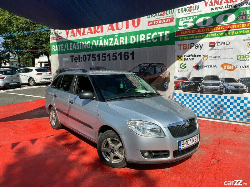 Argintiu Utilizat 2010 Skoda Fabia Break | 3.499 EUR (Scump) - Imagine 1/4