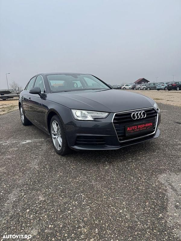 Culoaregri Utilizat 2017 Audi A4 Comfort Berlinǎ | 14.850 EUR (Super Preț) - Imagine 1/4