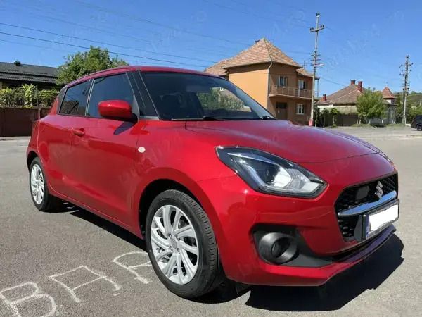 Rosu Utilizat 2020 Suzuki Swift Hatchback | 12.140 EUR (Scump) - Imagine 1/4