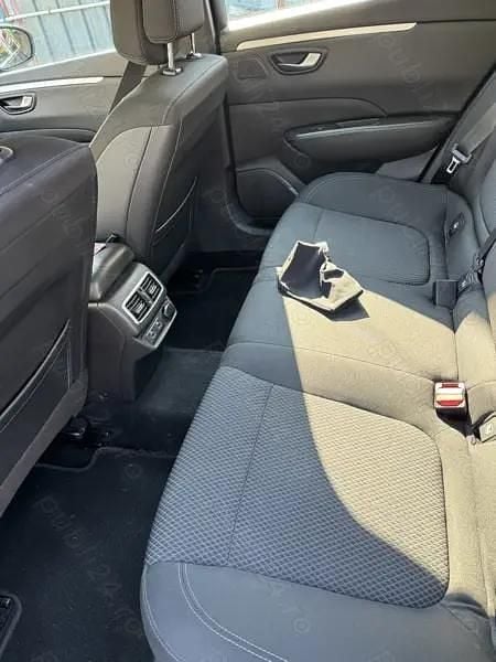 Second-hand Renault Talisman 160 CP (117 kW) 2021 Albastru Break