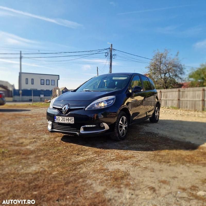 Second-hand Renault Scénic III LIMITED 110 CP (80 kW) 2016 Culoarenegru Monovolum