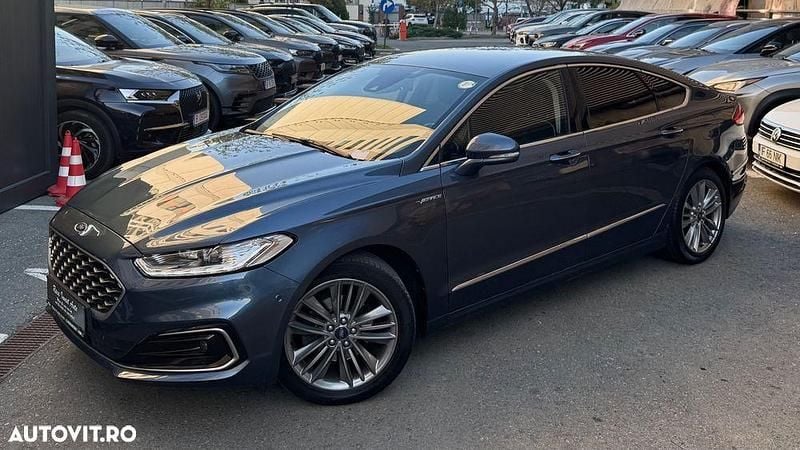 Culoarealbastru Utilizat 2019 Ford Mondeo Vignale Berlinǎ | 19.883 EUR (Scump) - Imagine 1/4