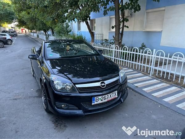 Negru Utilizat 2008 Opel Astra Cabriolet Cabrio | 3.700 EUR - Imagine 1/4