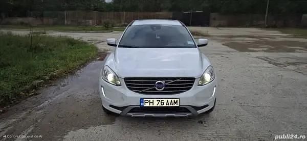 Alb Utilizat 2016 Volvo XC60 SUV | 15.500 EUR (Preț OK) - Imagine 1/4