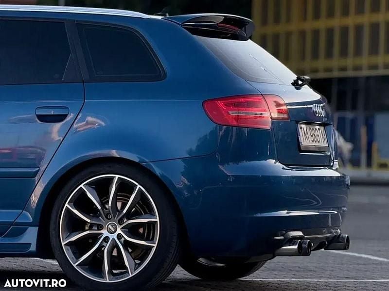 Culoarealbastru Utilizat 2009 Audi A3 Sportback Ambiente Hatchback | 7.200 EUR - Imagine 1/4