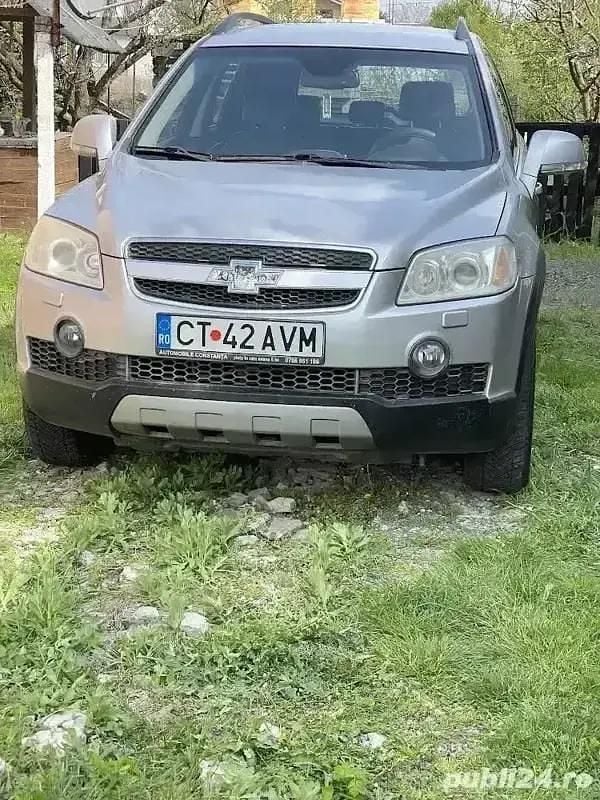 Second-hand Chevrolet Captiva 150 CP (110 kW) 2007 Argintiu SUV