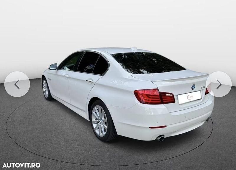 Second-hand BMW 535 Luxury Line 306 CP (225 kW) 2013 Culoarealb Berlinǎ