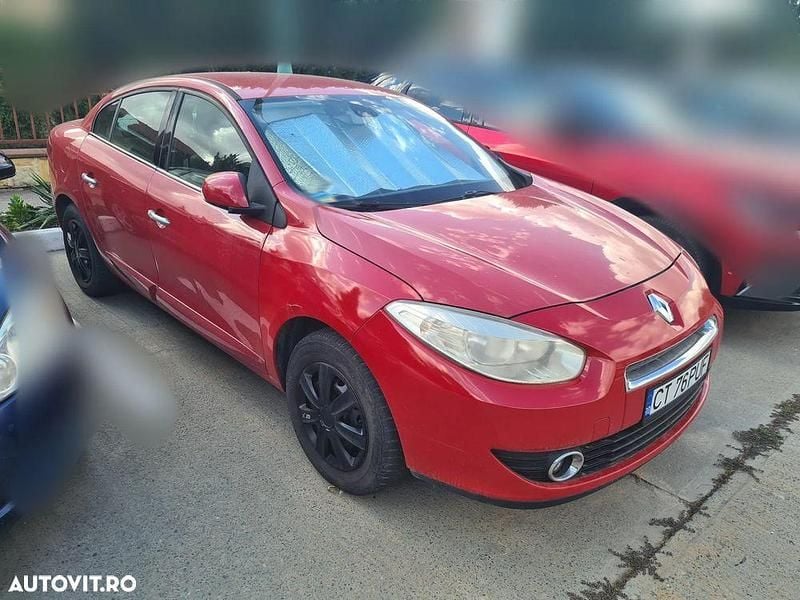 Culoarerosu Utilizat 2011 Renault Fluence Privilege Berlinǎ | 4.200 EUR (Preț OK) - Imagine 1/4