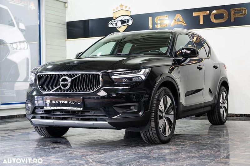 Culoarenegru Utilizat 2020 Volvo XC40 Momentum SUV | 27.286 EUR (Scump) - Imagine 1/4