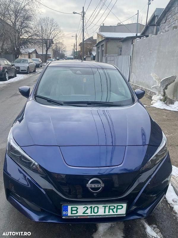 Culoarealbastru Utilizat 2022 Nissan Leaf Acenta Hatchback | 13.500 EUR (Preț OK) - Imagine 1/4