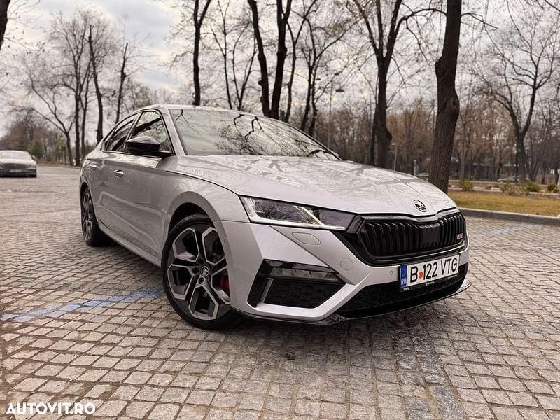 Argint Utilizat 2022 Skoda Octavia RS Berlinǎ | 31.900 EUR - Imagine 1/4