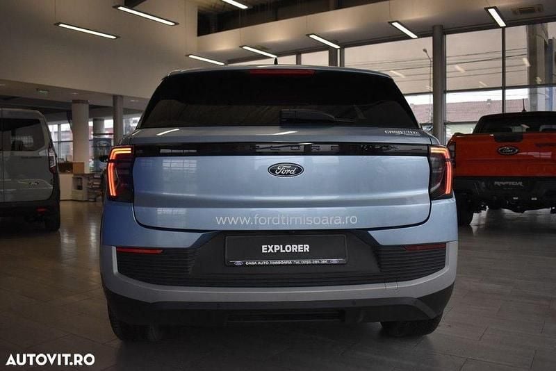 Nouă Ford Explorer 210 kW (286 CP) 2025 Culoarealbastru SUV