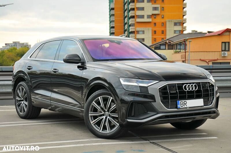 Negru Utilizat 2018 Audi Q8 SUV | 42.900 EUR (Preț OK) - Imagine 1/4