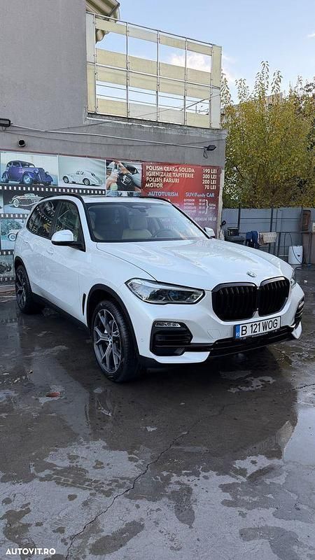 Second-hand BMW X5 Comfort Edition 340 CP (250 kW) 2019 Culoarealb SUV