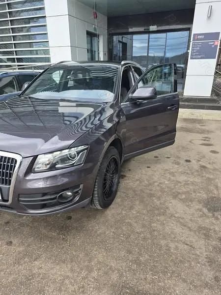 Second-hand Audi Q5 170 CP (125 kW) 2011 Violet SUV