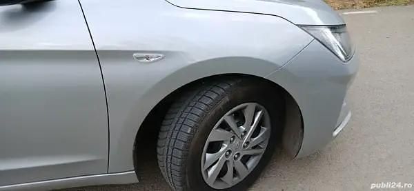 Second-hand Hyundai Elantra 130 CP (95 kW) 2019 Berlinǎ