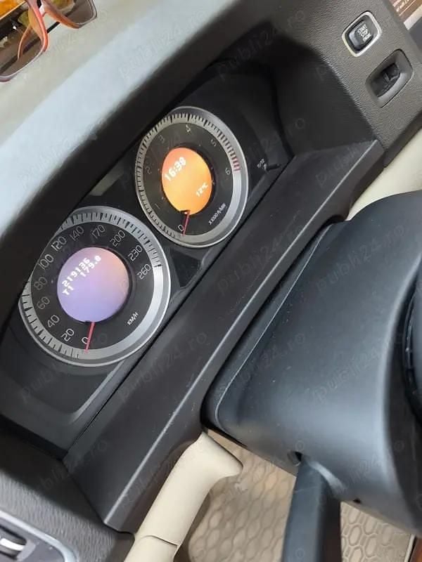 Utilizat 2012 Volvo S60 Berlinǎ | 7.000 EUR (Preț OK) - Imagine 1/4