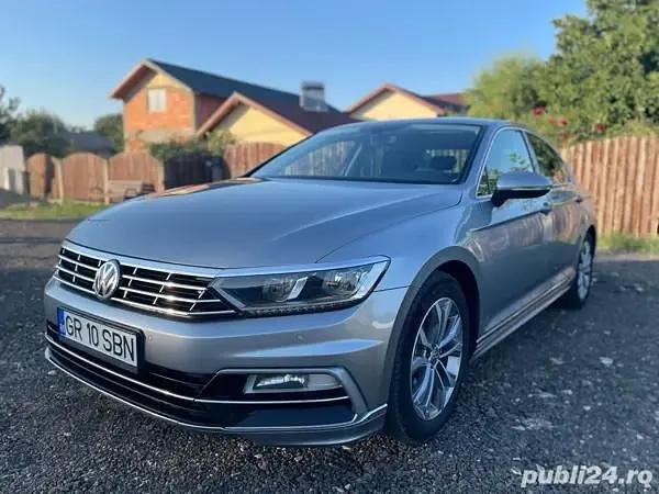 Utilizat 2019 VW Passat R Berlinǎ | 15.900 EUR (Scump) - Imagine 1/4