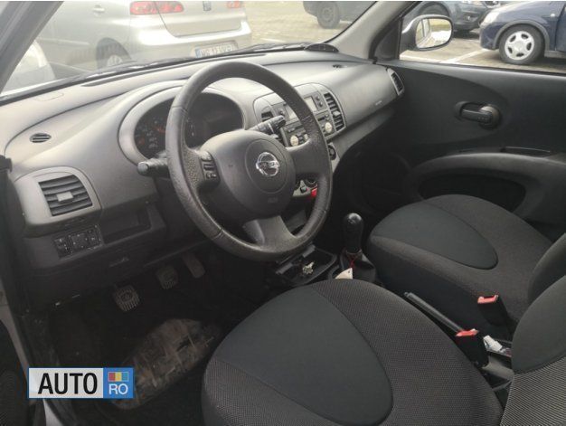 Second-hand Nissan Micra 65 CP (47 kW) 2005 Gri Hatchback