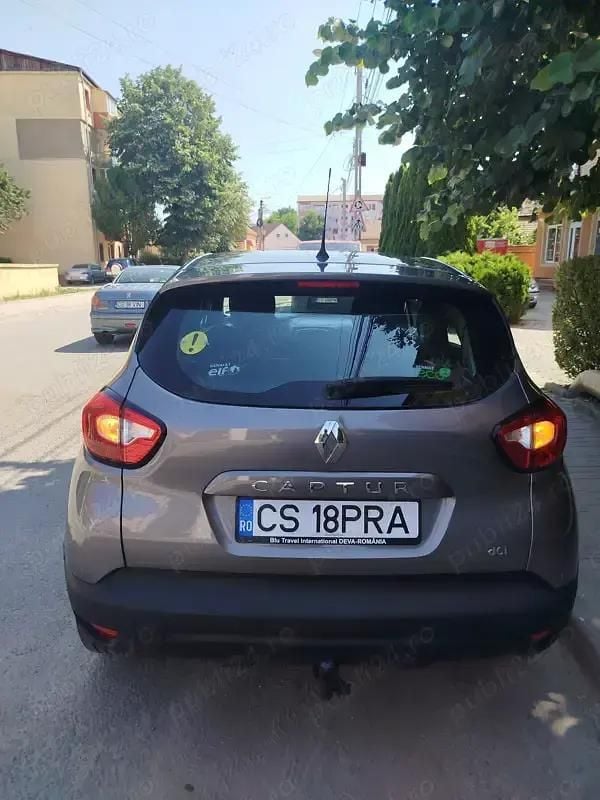 Utilizat 2014 Renault Captur SUV | 6.900 EUR (Preț bun) - Imagine 1/4