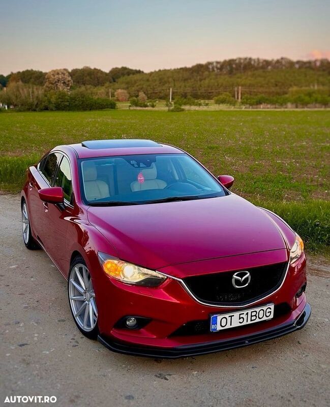 Rosu Utilizat 2013 Mazda 6 Hatchback | 10.100 EUR (Puțin scump) - Imagine 1/4