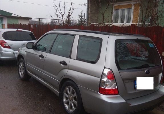 Second-hand Subaru Forester 158 CP (116 kW) 2006 Argintiu SUV