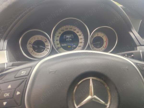 Utilizat 2014 Mercedes E200 Berlinǎ | 13.500 EUR (Preț OK) - Imagine 1/4