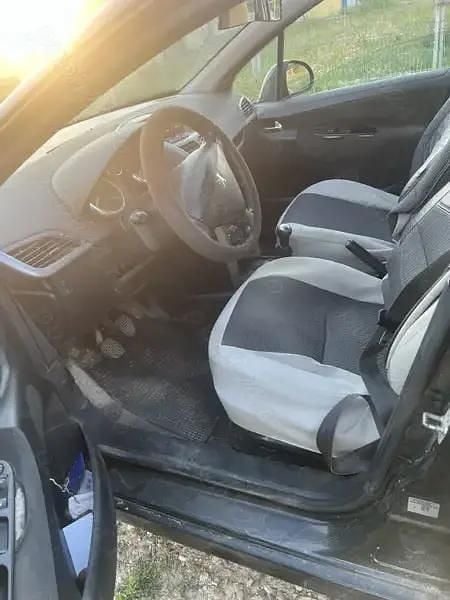 Second-hand Peugeot 207 66 CP (48 kW) 2007 Negru Berlinǎ