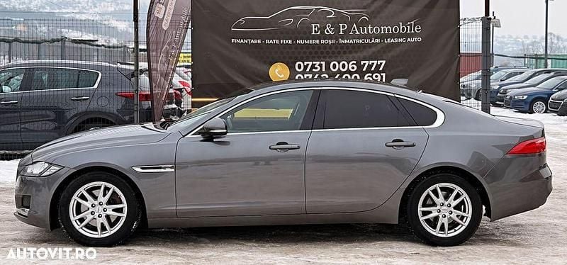 Second-hand Jaguar XF R-Sport 163 CP (119 kW) 2016 Culoaregri Berlinǎ